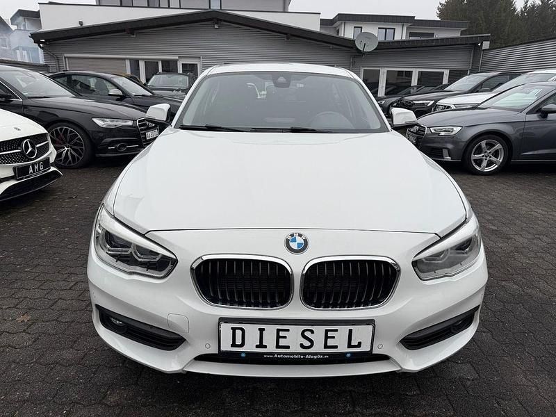 Gebraucht BMW 118 Advantage 150 PS (110 kW) 2017 Weiß Kleinwagen