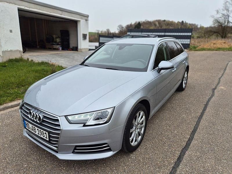Gebraucht Audi A4 Sport 150 PS (110 kW) 2018 Silber Kombi
