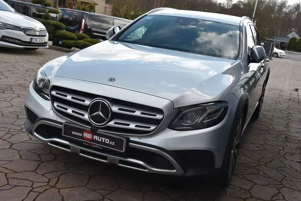 Gebraucht Mercedes E400 340 PS (250 kW) 2018 Grau Limousine