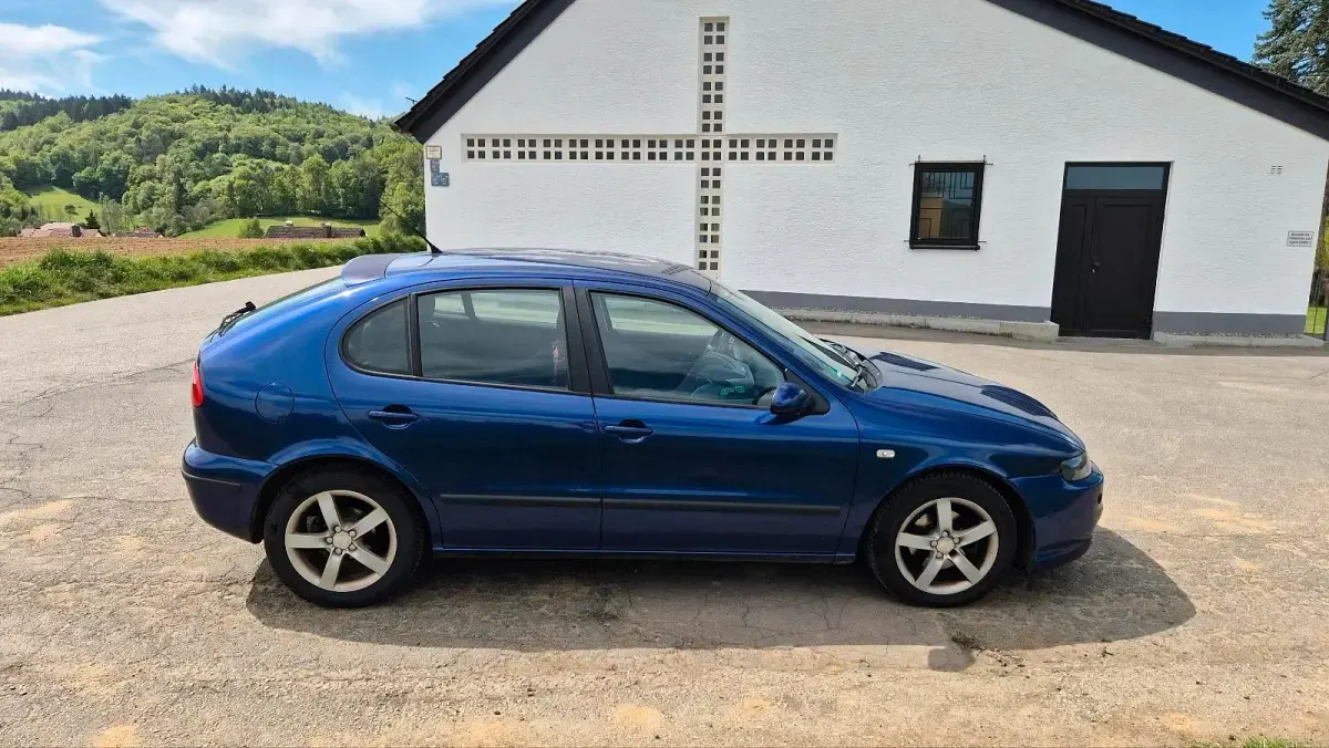 Gebraucht Seat Leon 110 PS (80 kW) 2004 Blau Kleinwagen