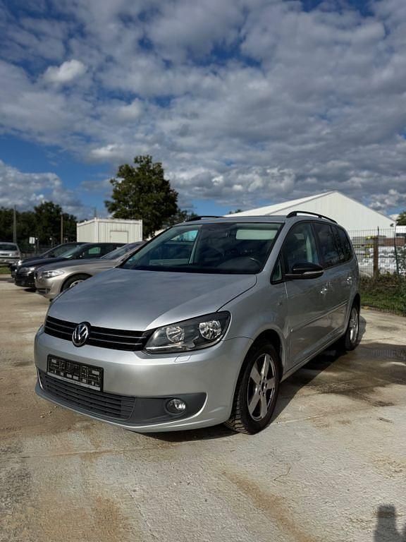 Silber Gebraucht 2012 VW Touran Match Van / Kleinbus | 4.999 € (Superpreis) - Bild 1/4