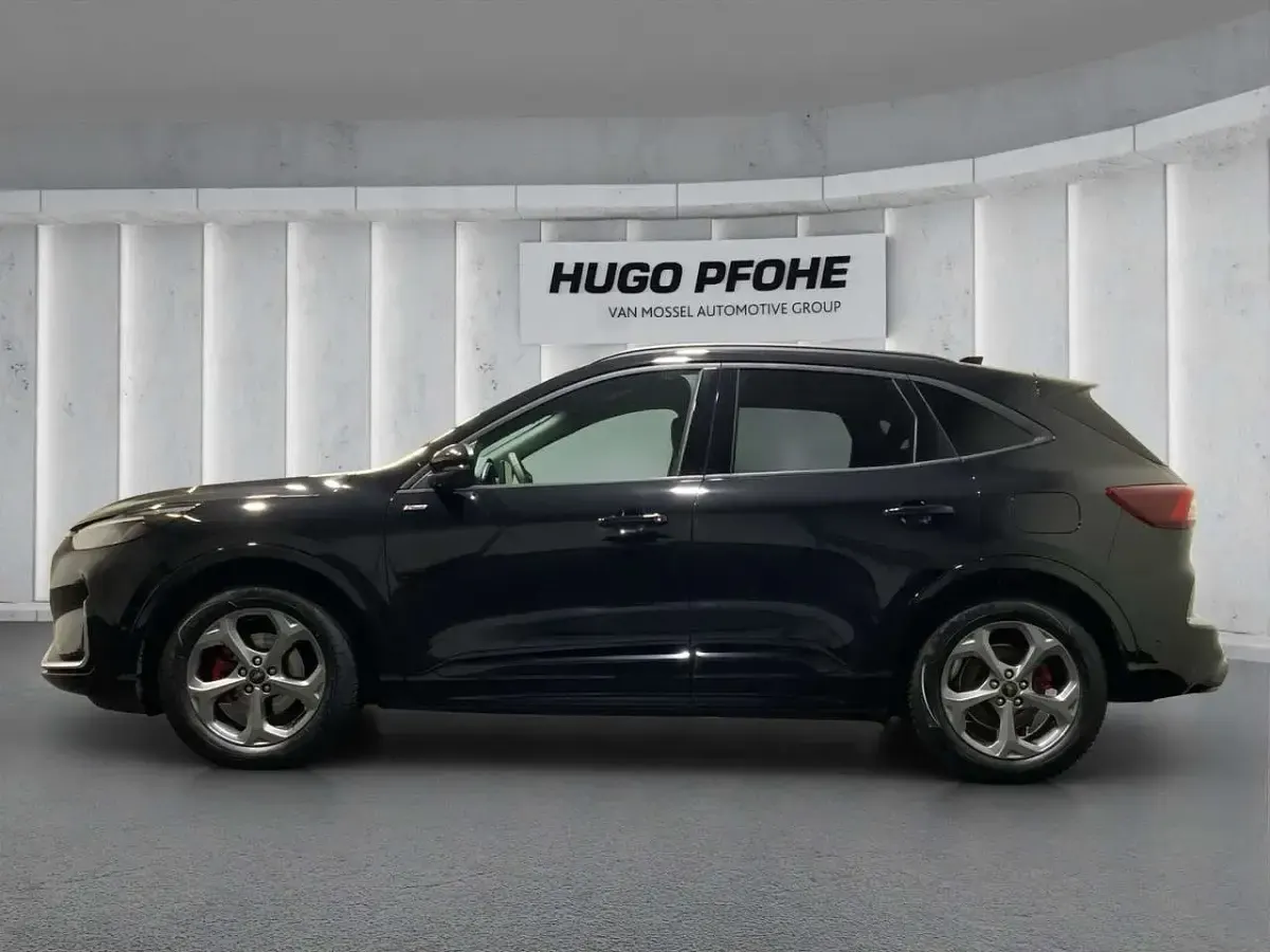 Gebraucht Ford Kuga ST-Line X 179 PS (131 kW) 2024 Agate black metallic SUV