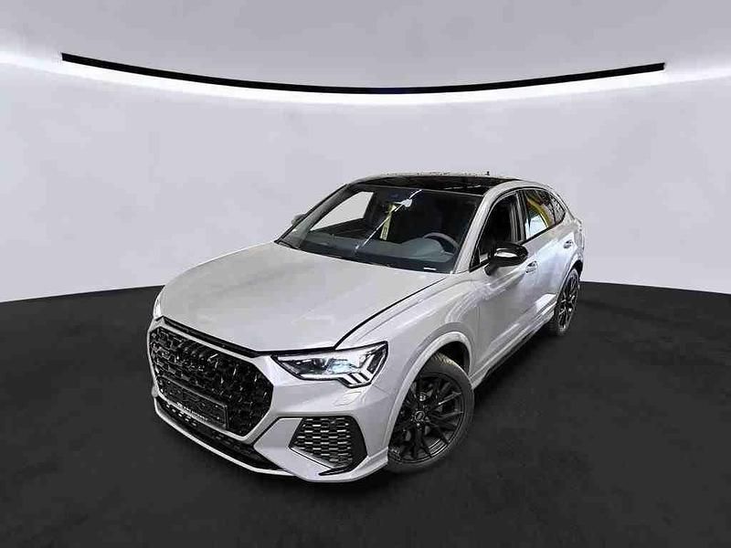 Mythosschwarz metallic Gebraucht 2022 Audi RS Q3 Sportback Sport SUV | 54.720 € (Superpreis) - Bild 1/4
