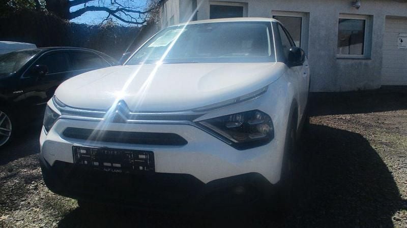 Second-hand Citroën C4 Start 110 CP (80 kW) 2021 Alb Berlinǎ