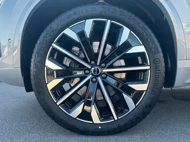 Gebraucht Volvo XC90 Plus 455 PS (334 kW) 2025 Silber SUV