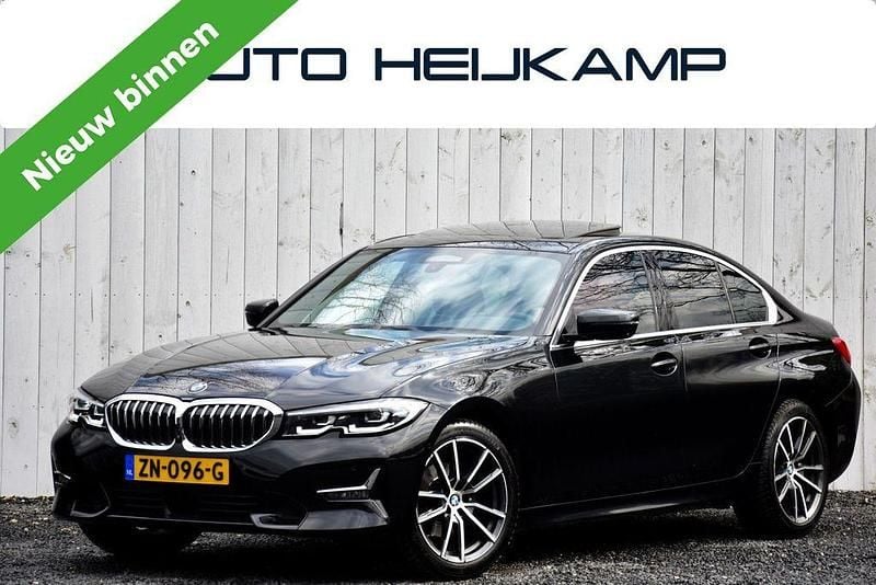 Gebraucht BMW 320 Executive 190 PS (139 kW) 2019 Schwarz Limousine