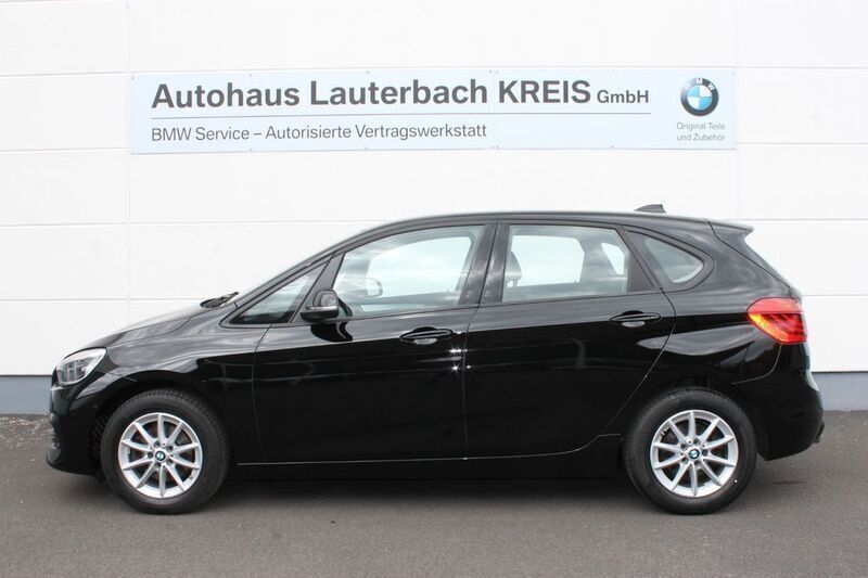 Gebraucht BMW 218 Advantage 140 PS (102 kW) 2019 Schwarz Van / Kleinbus