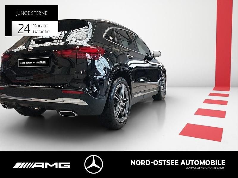Metalliclack kosmosschwarz Gebraucht 2025 Mercedes GLA200 AMG SUV | 40.980 € (Guter Preis) - Bild 1/1