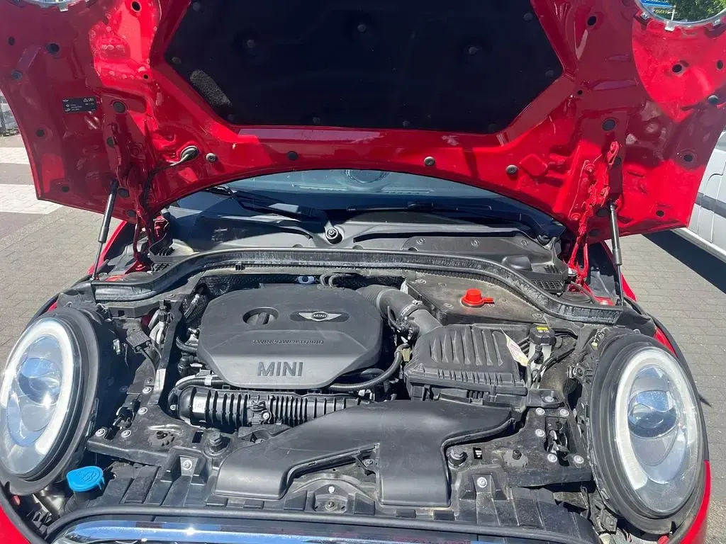 Second-hand Mini John Cooper Works 192 CP (141 kW) 2015 Roșu Hatchback
