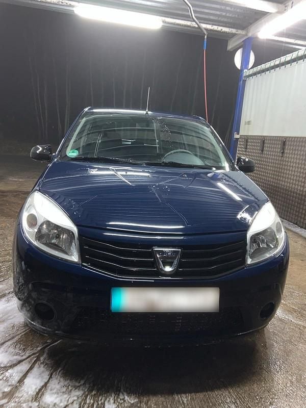 Gebraucht Dacia Sandero 75 PS (55 kW) 2011 Blau Kleinwagen