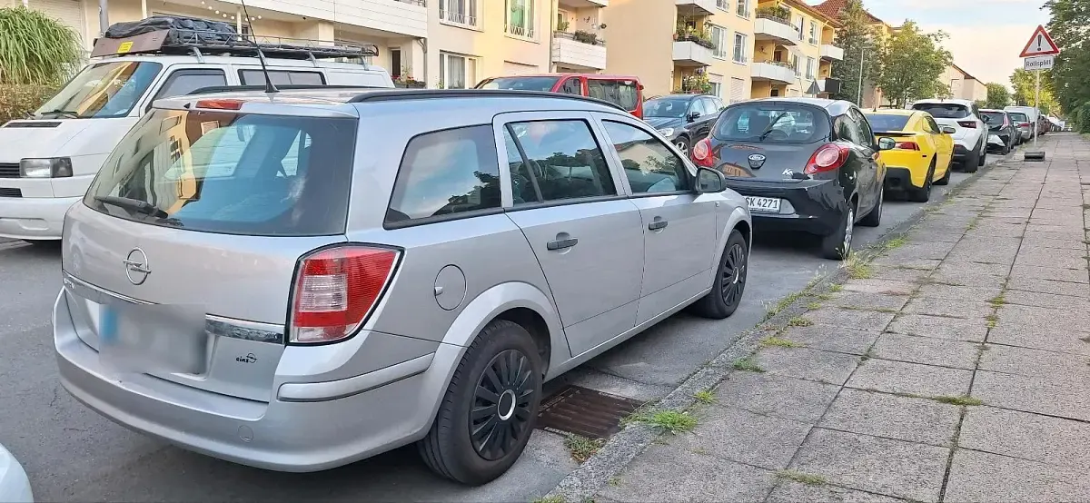 Gebraucht Opel Astra 116 PS (85 kW) 2009 Silber Kombi