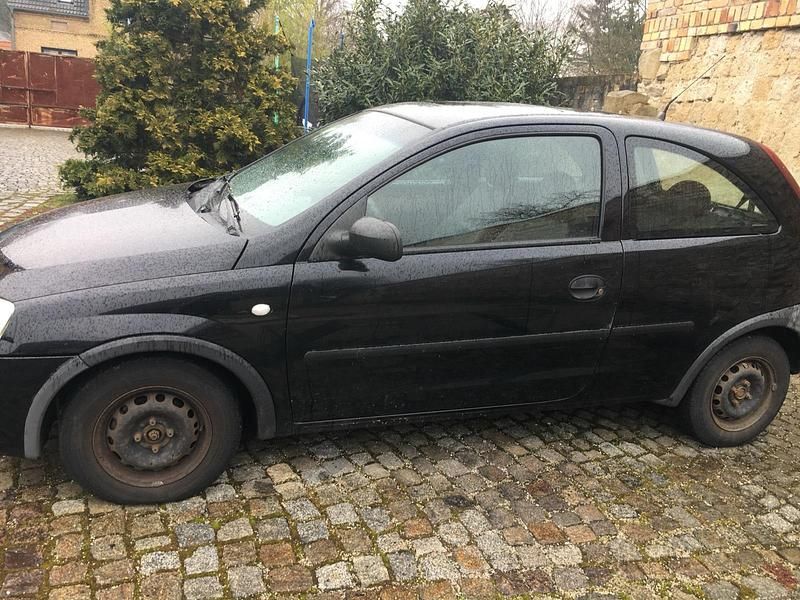 Gebraucht Opel Corsa 58 PS (42 kW) 2002 Schwarz Kleinwagen