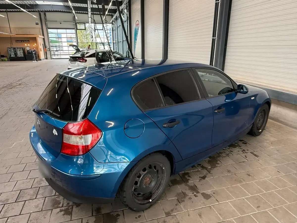 Gebraucht BMW 116 116 PS (85 kW) 2005 Blau Kleinwagen