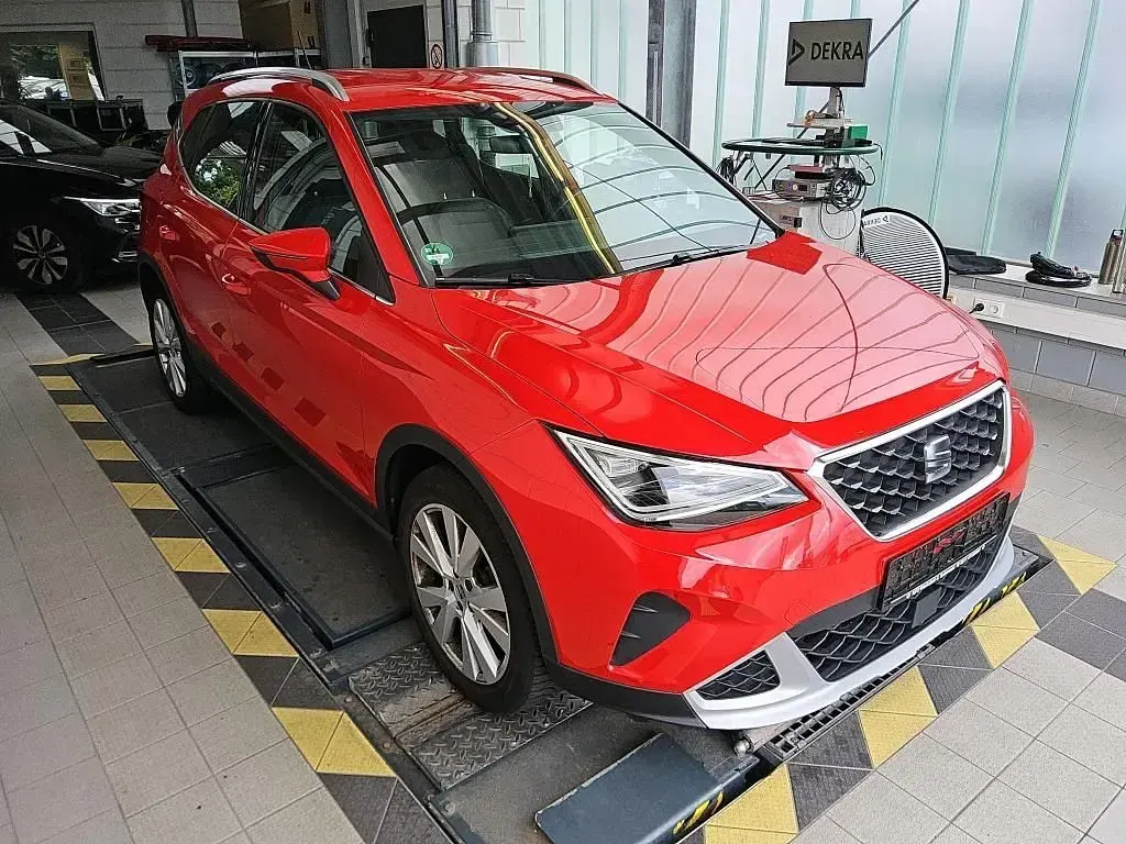 Gebraucht Seat Arona Xperience 116 PS (85 kW) 2024 Rojo emocion SUV