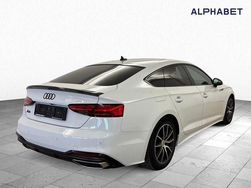 Gebraucht Audi A5 Sportback S-Line 163 PS (119 kW) 2023 Weiß Kleinwagen