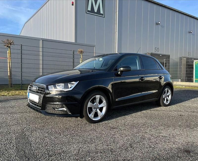 Schwarz Gebraucht 2016 Audi A1 Sportback Sport Kleinwagen | 8.600 € (Guter Preis) - Bild 1/4