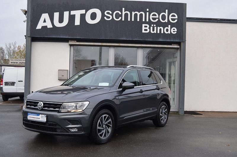 Gebraucht VW Tiguan Sound 150 PS (110 kW) 2017 Indiumgrau SUV