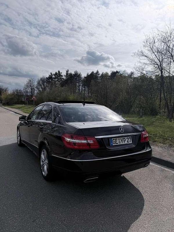 Usata Mercedes E250 Avantgarde 204 CV (150 kW) 2009 Berlina