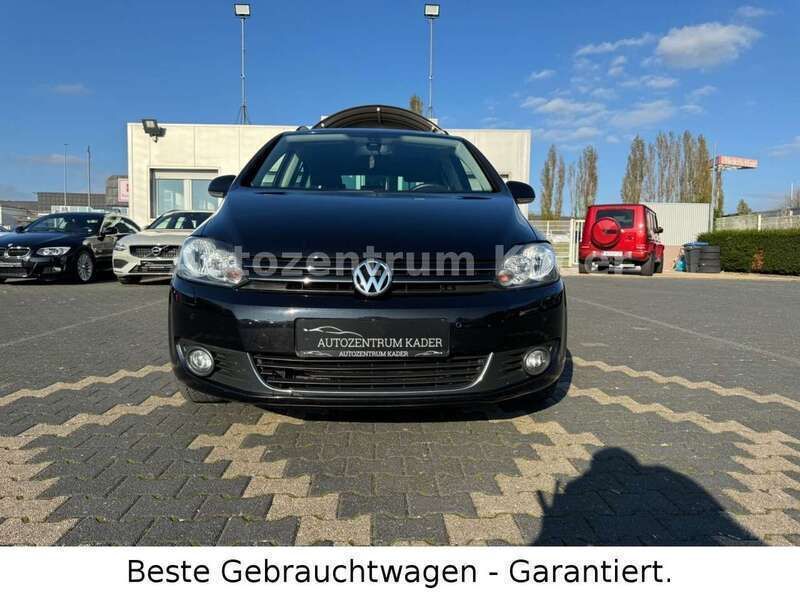 Deep black perleffekt Gebraucht 2013 VW Golf Plus Cross Life Van / Kleinbus | 5.990 € (Fairer Preis) - Bild 1/4