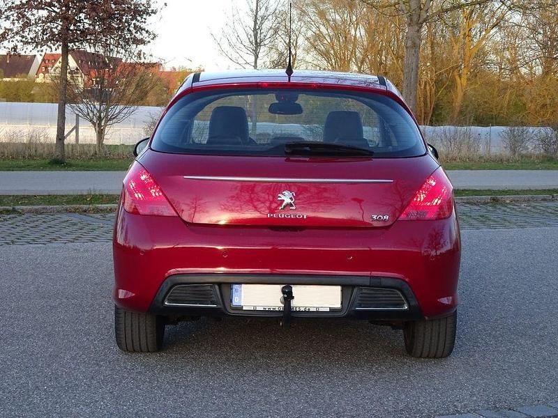 Gebraucht Peugeot 308 150 PS (110 kW) 2012 Rot Limousine