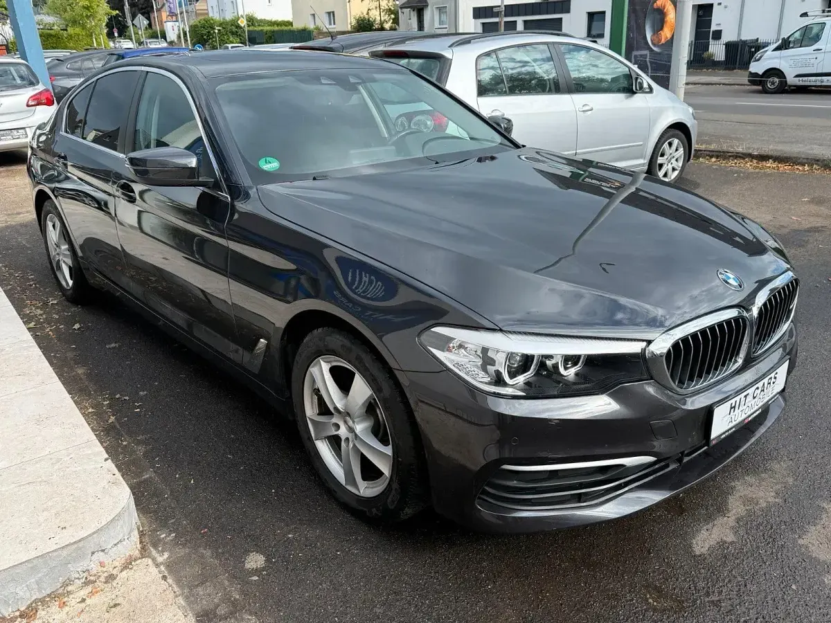 Gebraucht BMW 520 Performance 190 PS (139 kW) 2017 Grau Limousine