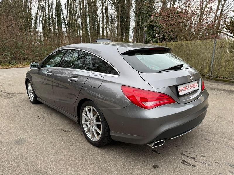 Gebraucht Mercedes CLA180 122 PS (89 kW) 2015 Grau Limousine