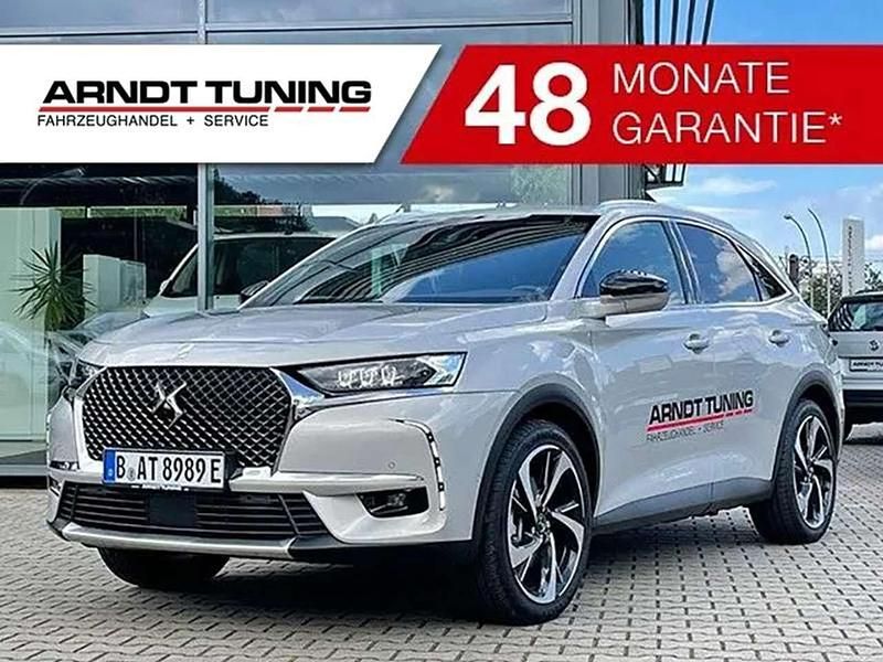 Chrystal pearl/met. Gebraucht 2021 DS Automobiles DS7 Crossback Grand Chic SUV | 43.900 € - Bild 1/4