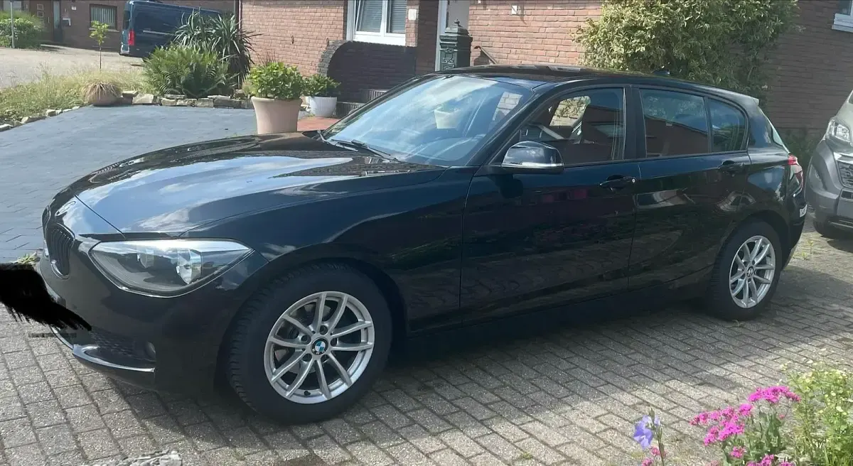Gebraucht BMW 114 102 PS (75 kW) 2012 Schwarz Kleinwagen