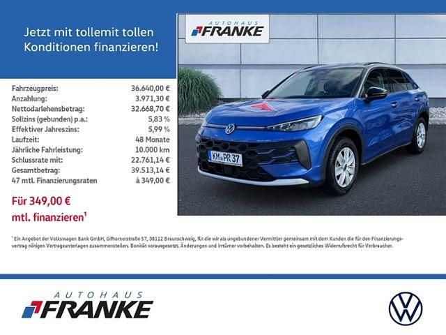 Gebraucht VW T-Roc Life 150 PS (110 kW) 2025 Celestial blue metallic / sch SUV