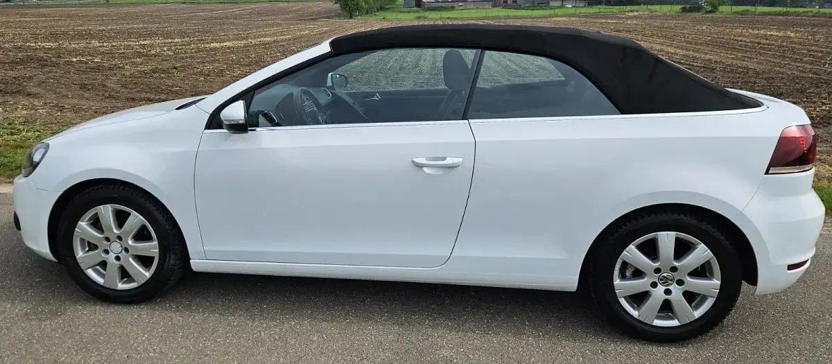 Gebraucht VW Golf 105 PS (77 kW) 2011 Weiß Cabrio