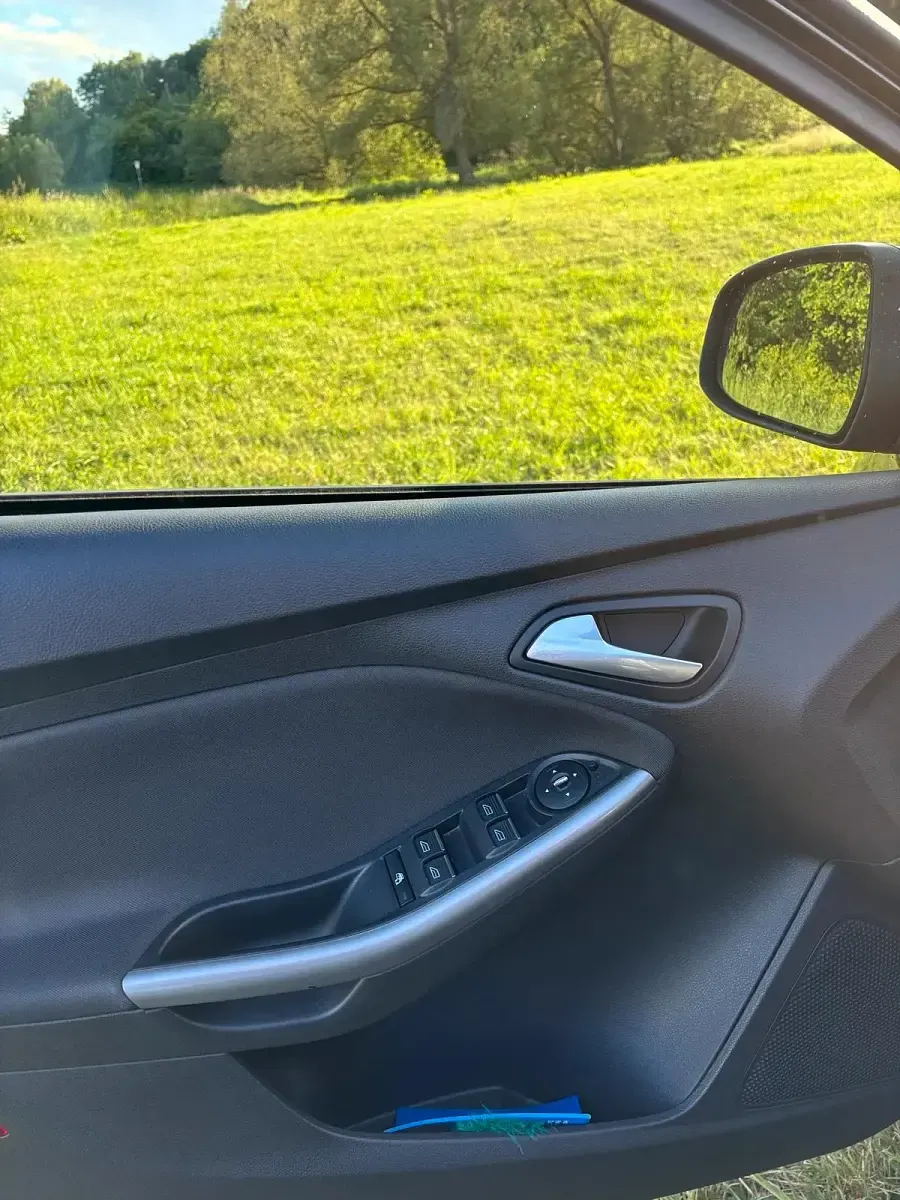 Gebraucht Ford Focus 116 PS (85 kW) 2013 Schwarz Kombi