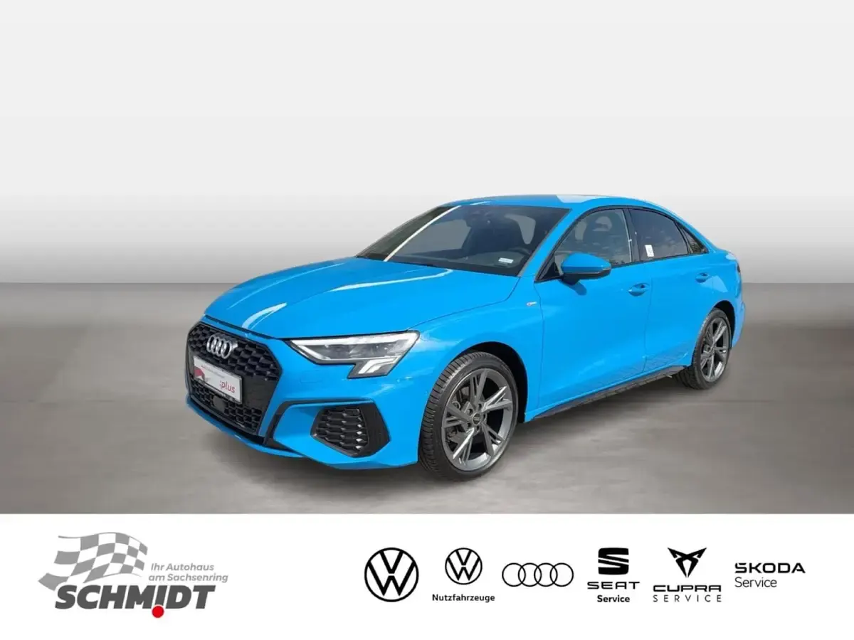 Second-hand Audi A3 S-Line 150 CP (110 kW) 2022 Albastru Berlinǎ