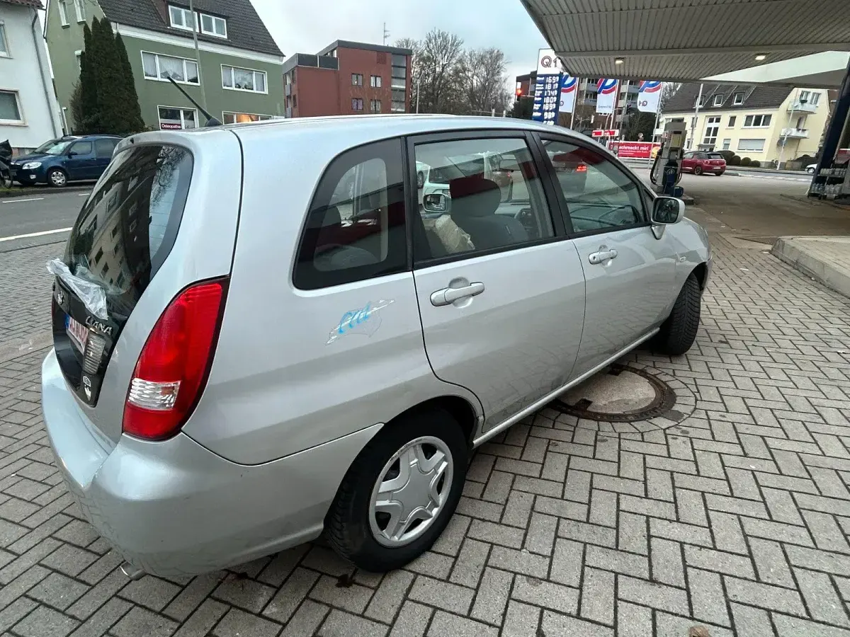 Gebraucht Suzuki Liana 101 PS (74 kW) 2003 Grau Kombi