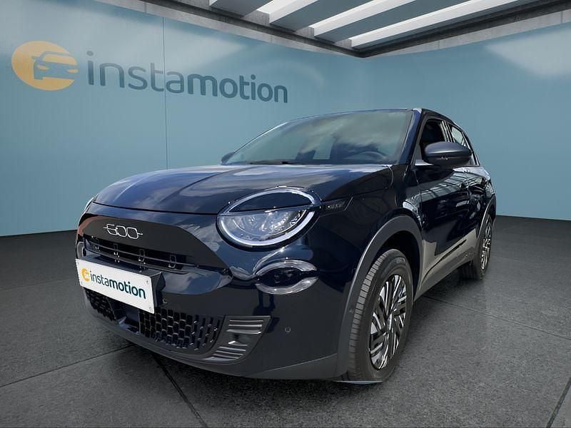 Schwarz Neu 2025 Fiat 600 Kleinwagen | 26.249 € (Guter Preis) - Bild 1/4
