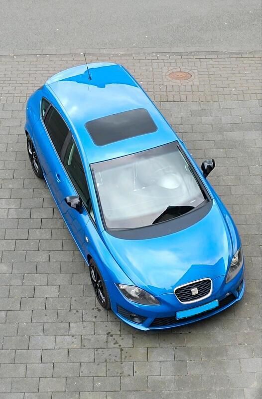Blau Gebraucht 2009 Seat Leon FR Kleinwagen | 8.500 € - Bild 1/4
