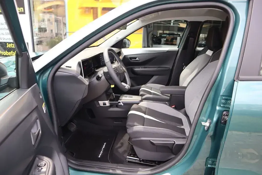 Neu Opel Frontera Edition 145 PS (106 kW) 2026 Grün SUV