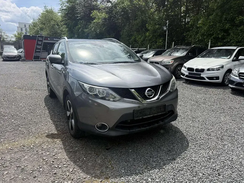 Gebraucht Nissan Qashqai 360º 116 PS (85 kW) 2016 Gun metallic (m) SUV