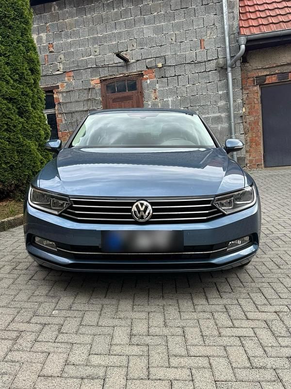 Gebraucht VW Passat 150 PS (110 kW) 2016 Blau Limousine
