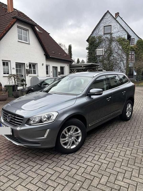 Gebraucht Volvo XC60 Summum 150 PS (110 kW) 2017 SUV
