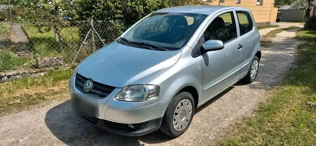 Usata VW Fox 54 CV (39 kW) 2009 Argento Utilitaria