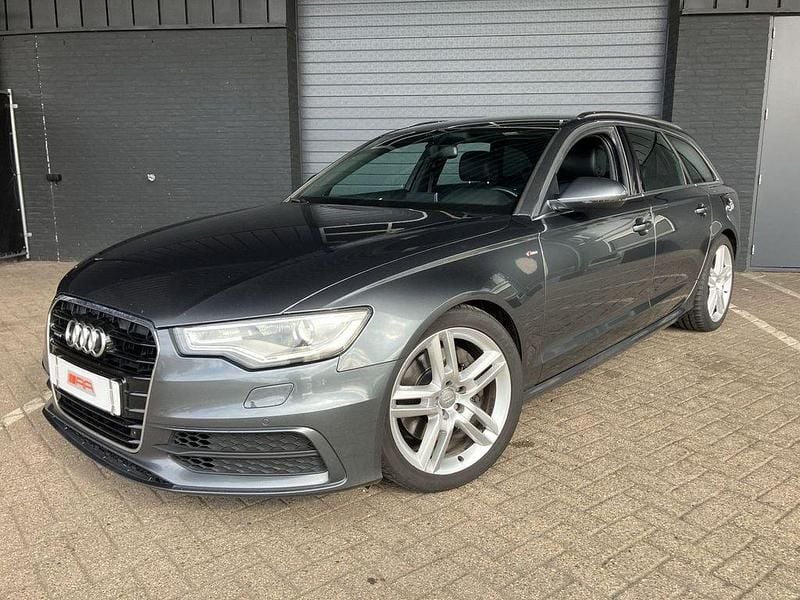 Gebraucht Audi A6 S-Line 245 PS (180 kW) 2012 Grau Kombi