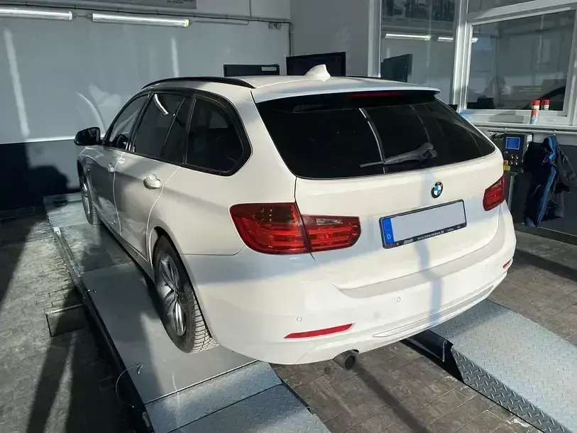 Gebraucht BMW 316 Comfort Edition 136 PS (100 kW) 2014 Weiß Kombi