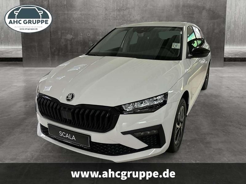 Gebraucht Skoda Scala Selection 95 PS (69 kW) 2024 Weiss Kleinwagen