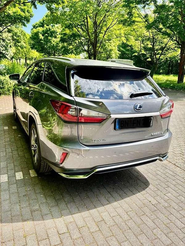 Grau Gebraucht 2018 Lexus RX450h Luxury Line SUV | 31.999 € (Fairer Preis) - Bild 1/4