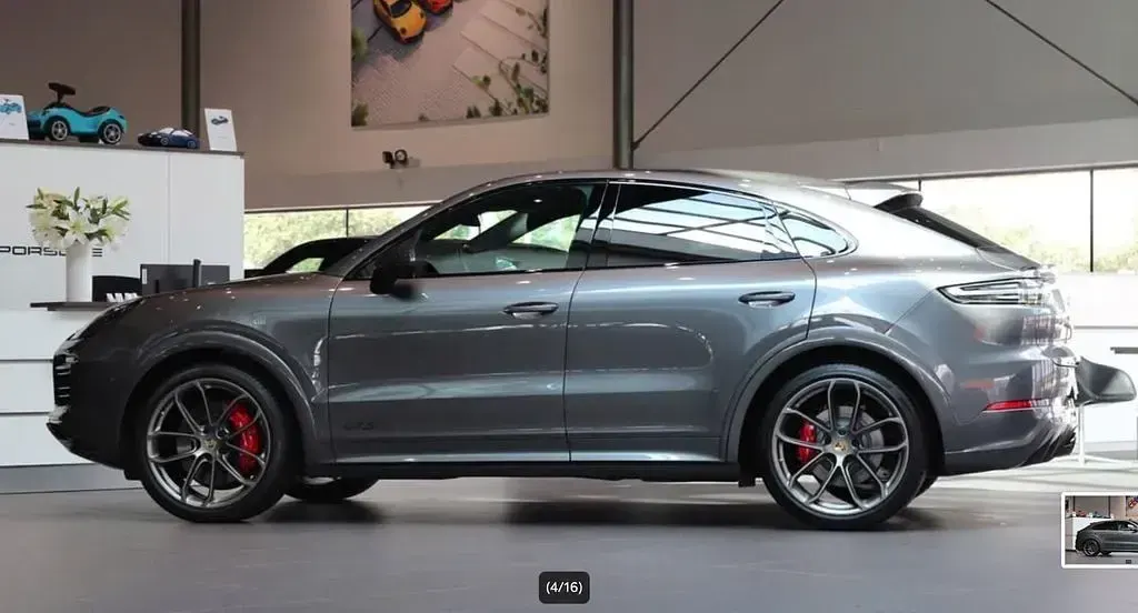 Gebraucht Porsche Cayenne 460 PS (338 kW) 2023 Grau SUV