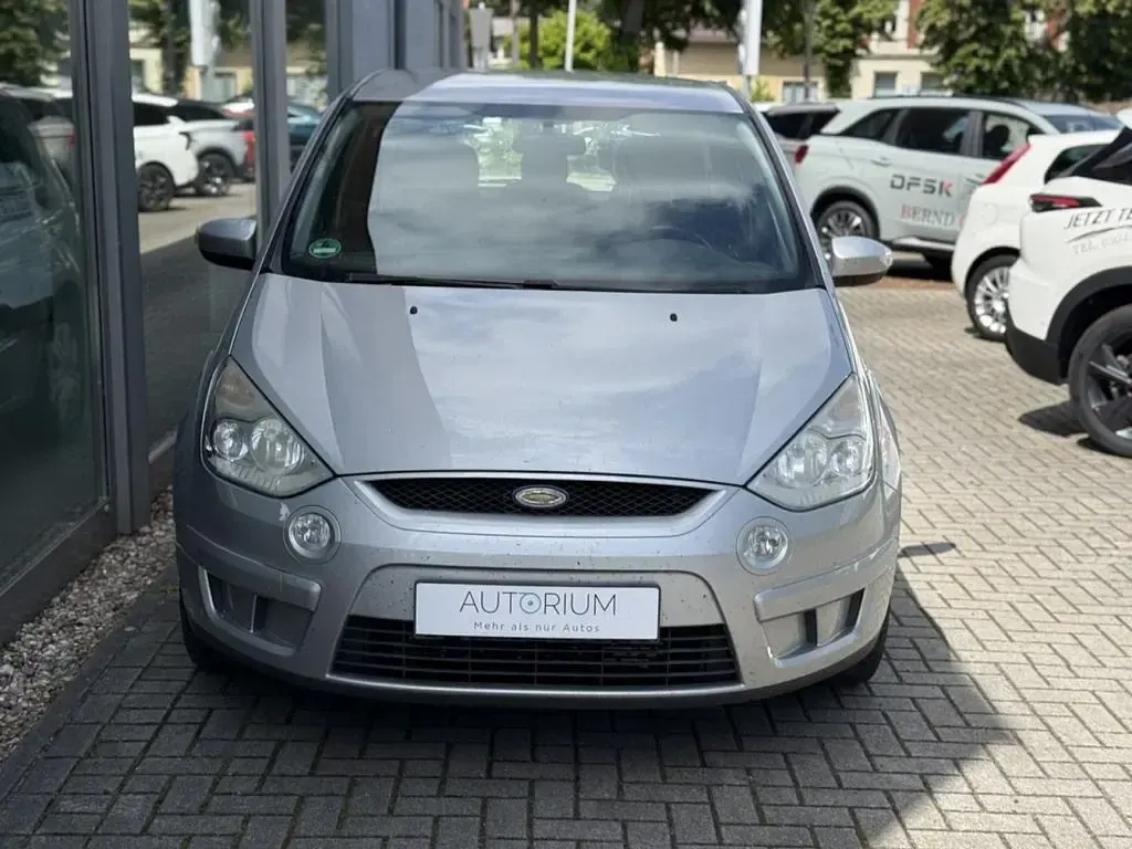 Gebraucht Ford S-MAX Trend 140 PS (102 kW) 2008 Silber Van / Kleinbus