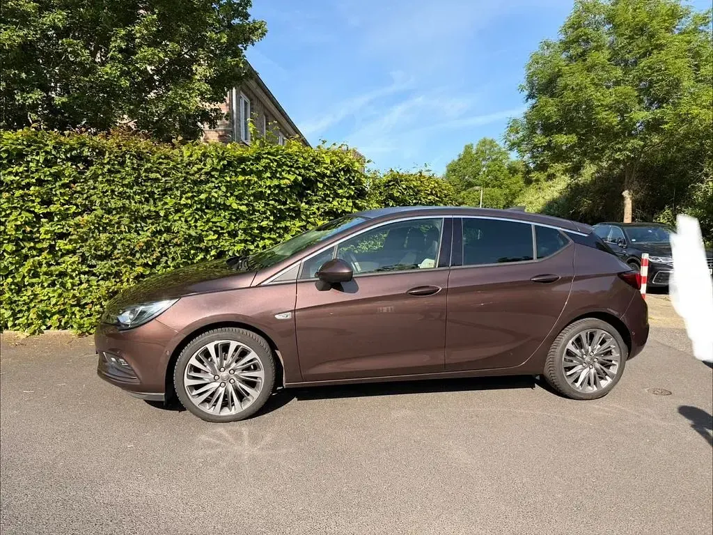 Gebraucht Opel Astra Innovation 150 PS (110 kW) 2016 Braun Limousine
