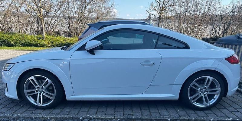 Gebraucht Audi TT Sport 230 PS (169 kW) 2015 Weiß Coupé