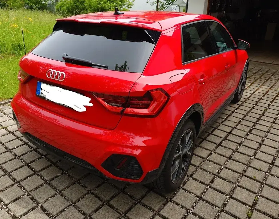 Gebraucht Audi A1 116 PS (85 kW) 2020 Rot SUV