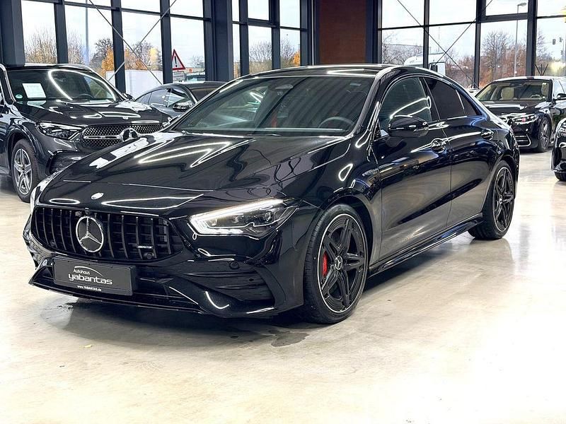 Kosmosschwarz metalliclack Neu 2025 Mercedes CLA35 AMG AMG Limousine | 59.900 € - Bild 1/4